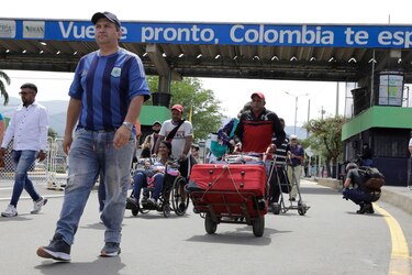 Nicolás Maduro pide a militares cooperar en la frontera con Colombia para la ‘paz total’