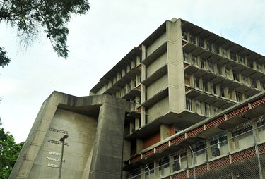 Reasignaciones presupuestarias: $10 millones para el Oncológico y para el Bicentenario del Congreso Anfictiónico