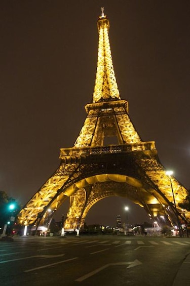 Los franceses confirman la Torre Eiffel como su símbolo de Francia