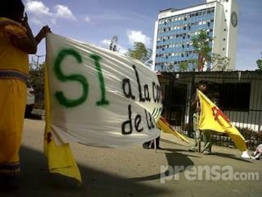 Ngäbe-Buglé protestan contra Código Minero frente de la Asamblea