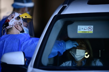 Minsa reporta un fallecido por covid-19 en las últimas horas; los casos activos suman 24,653