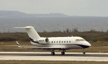 Paralizan durante ocho minutos vuelos en Aeropuerto Internacional de Tocumen debido a aterrizaje de emergencia de 'jet' que despegó desde Albrook