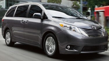 Toyota llamará a reparar 744 mil autos en Estados Unidos