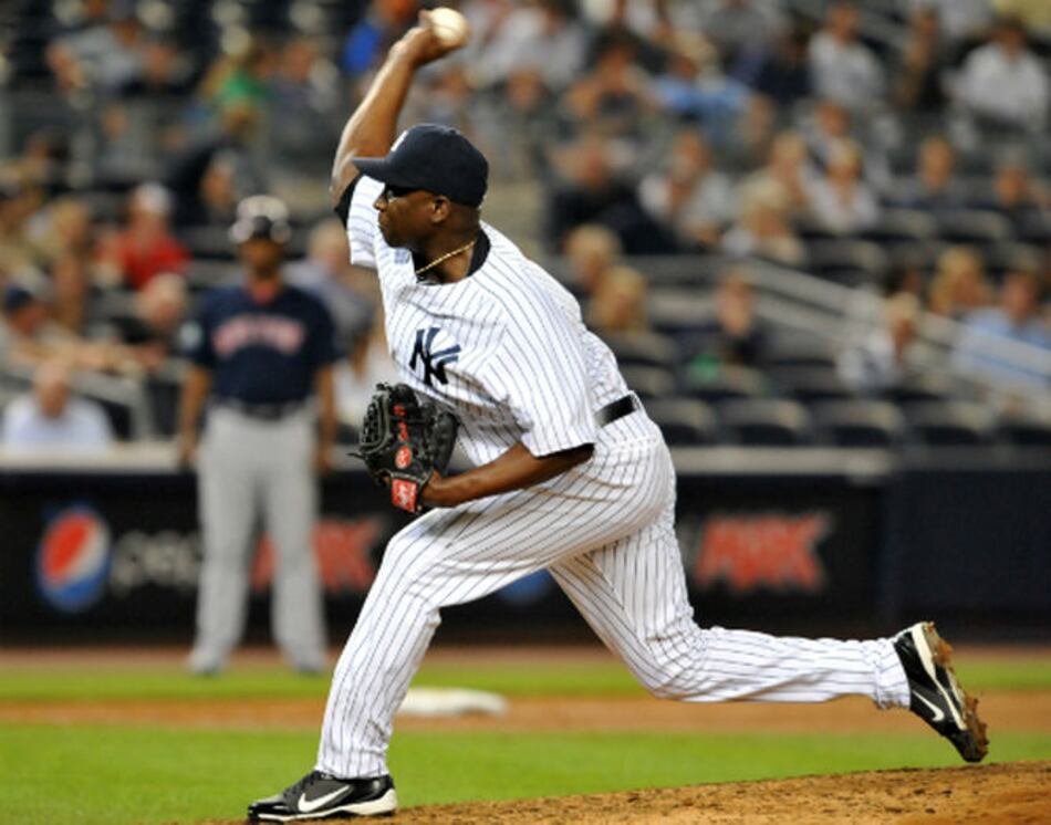 Rafael Soriano firma contrato de ligas menores con Cachorros