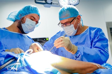 CSS abre convocatoria para contratar 15 médicos especialistas en varias provincias