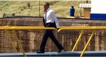 Obama realiza rápida visita a las esclusas de Miraflores