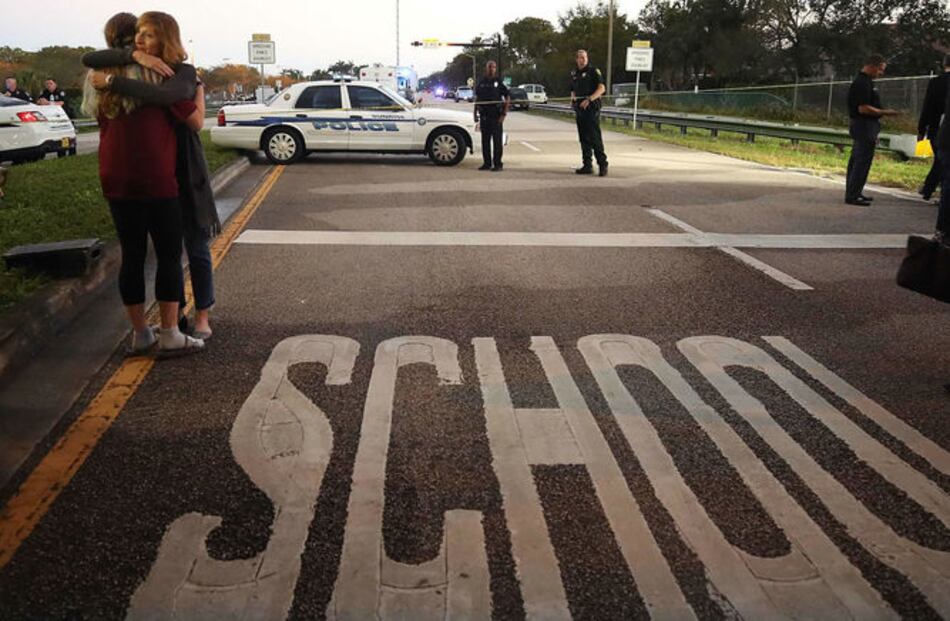 El miedo no dejará a esta niña de 15 que vivió el tiroteo de Florida