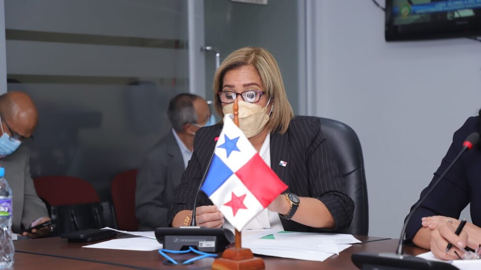 Aprueban partida a la Lotería por $2.3 millones para el pago de bonificación a funcionarios y billeteros