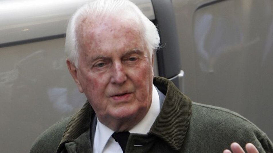 El diseñador de moda Hubert de Givenchy muere a los 91 años