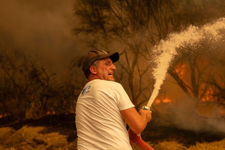 4 claves para entender la histórica ola de incendios que golpea a España y que va camino de batir récords de destrucción