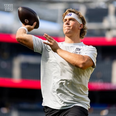 NFL: Golpe brutal a Jaxson Dart le pone fin a su temporada