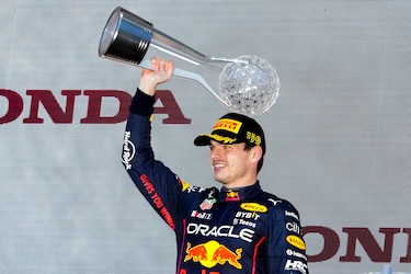 Verstappen ansía ver la última batalla entre Leclerc y Pérez