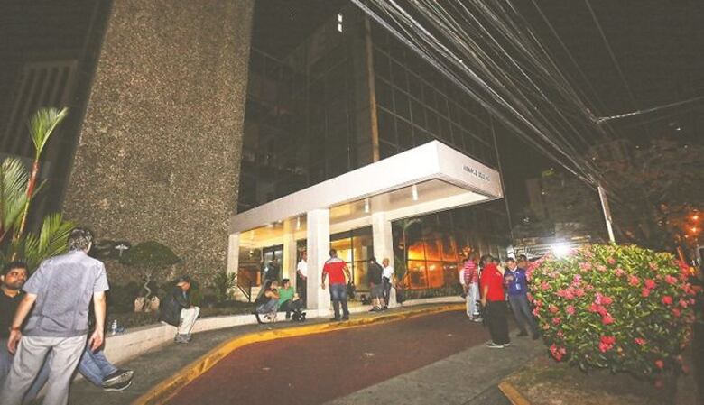 Ministerio Público allana las oficinas de Mossack Fonseca; busca correos