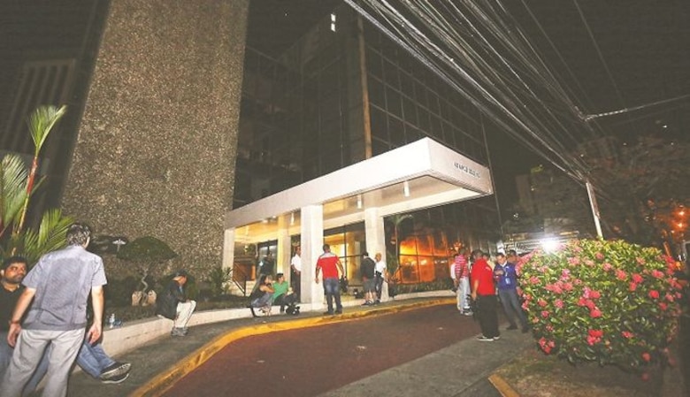 Ministerio Público allana las oficinas de Mossack Fonseca; busca correos