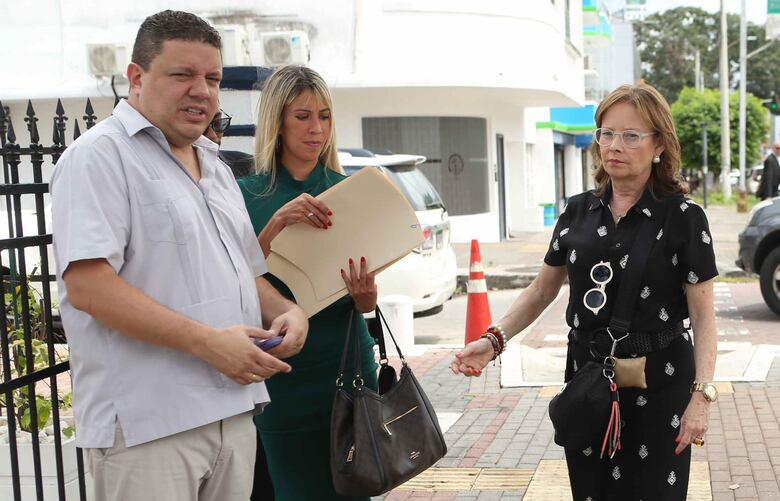 Presentan denuncia contra el exdirector de la CSS por vencimiento de medicamentos