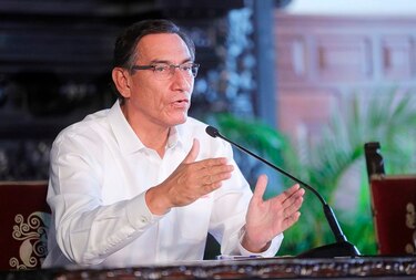 Presidente de Perú pide investigar mortal estampida en discoteca