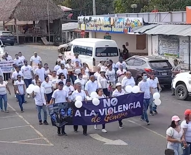 Residentes de Los Pozos en Herrera piden un alto al feminicidio