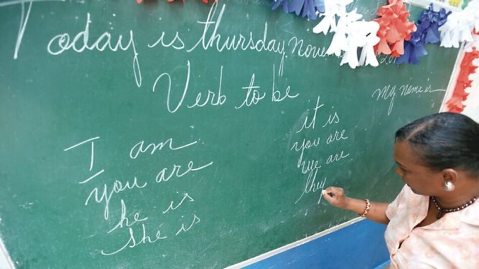 Bajo dominio del inglés resta competitividad