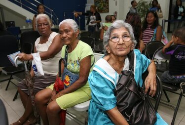 La OMS advierte del desafío de un mundo con más viejos que niños
