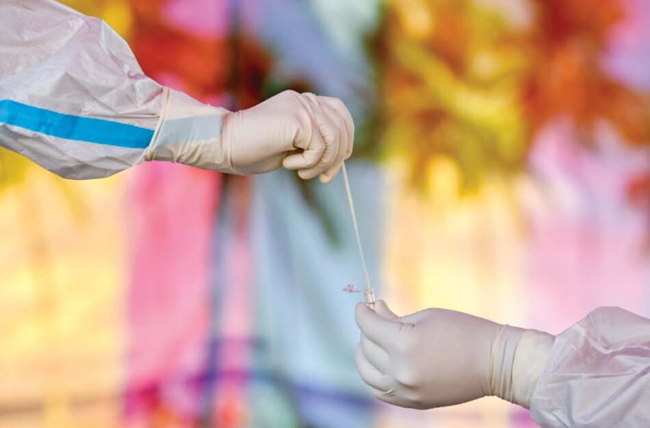 OMS promete 120 millones de test rápidos de Covid-19 para países pobres