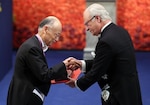 Los Premios Nobel toman la palabra en el banquete en su honor