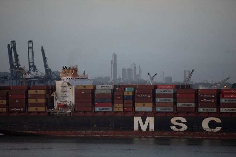 Guerra comercial entre Estados Unidos y China añade presión al ya limitado tránsito de GNL por el Canal