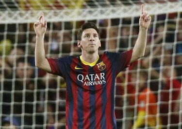 Barcelona pasa a octavos de final de la Champions con doblete de Messi