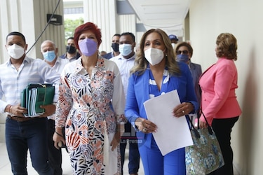 Diputados que adversan a Rómulo Roux interponen denuncias por supuesto mal manejo del subsidio