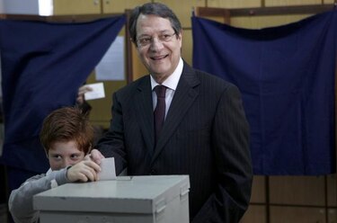 El presidente electo de Chipre quiere Gobierno de unidad y firmar con troika