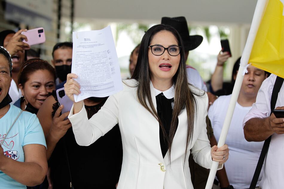 Zulay Rodríguez encabeza lista de precandidatos con mayor número de firmas anuladas 