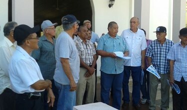 Jubilados santeños piden a diputados que aprueben la devolución de décimos