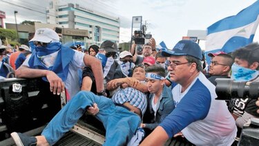 Paramilitares de Ortega atacan marcha opositora