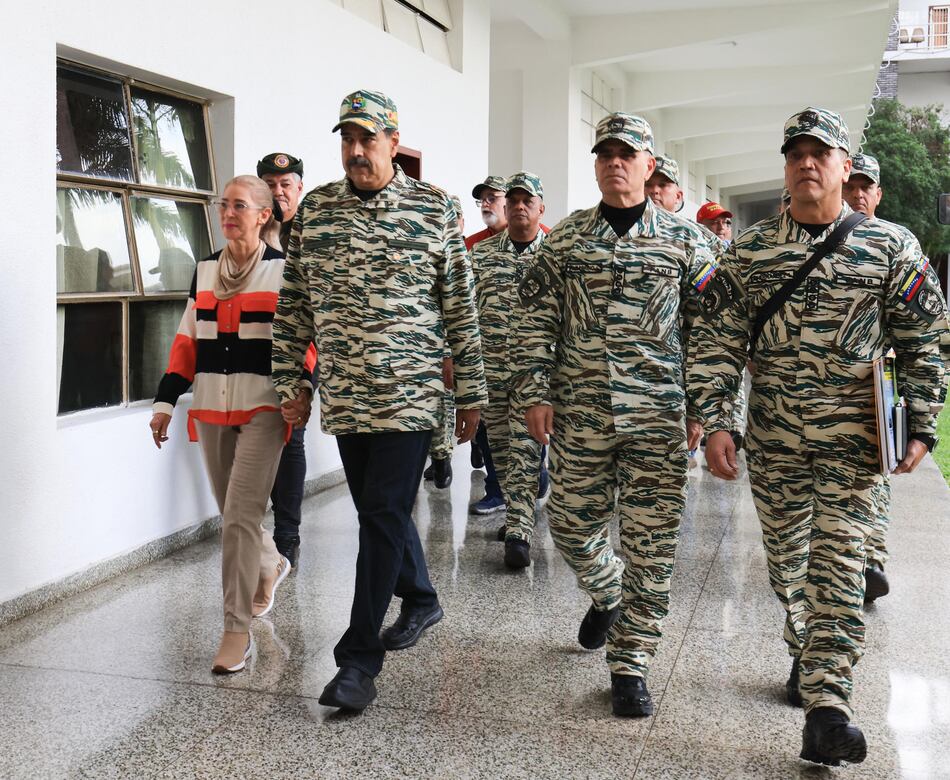 Buques, milicias y denuncias: Venezuela cierra filas contra la ‘amenaza’ de Estados Unidos