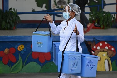 Gobierno ha contratado 3,323 trabajadores de la Salud en un año de pandemia