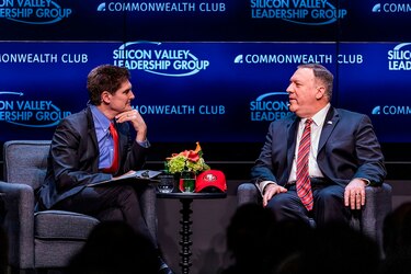 Mike Pompeo advierte a Silicon Valley sobre China a dos días de firma de acuerdo comercial