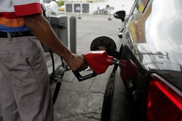 Gasolina sube $0.05 el galón