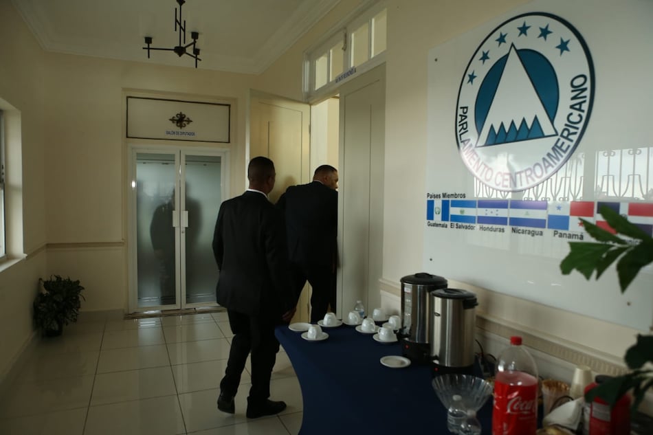 Parlacen: el desfile de la juramentación