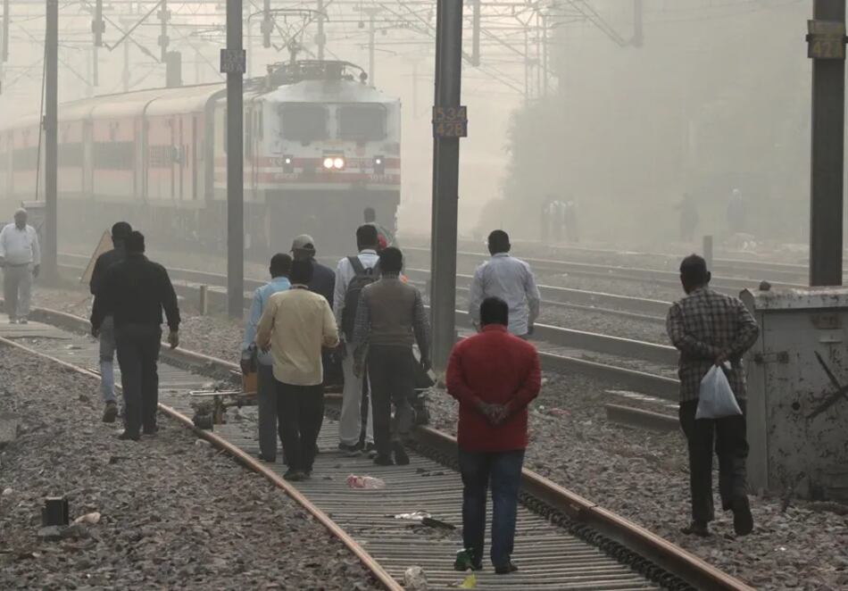 Al menos 15 muertos en una estampida en una estación de tren de Nueva Delhi