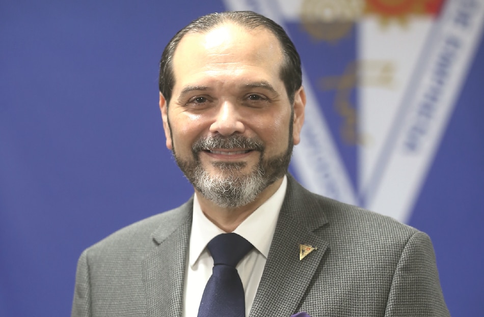 ‘Son políticos sin compromisos reales’; Temístocles Rosas