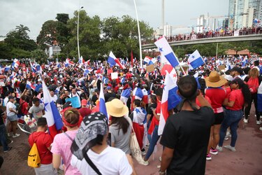 La moratoria minera por decreto no silencia los coros de protesta