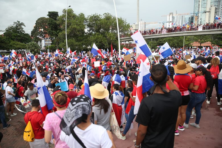 La moratoria minera por decreto no silencia los coros de protesta