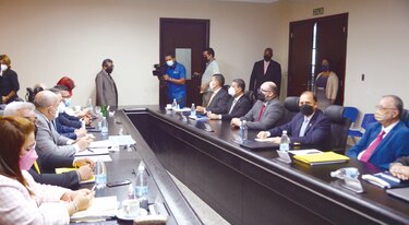 ‘Se atenta contra la libertad de expresión’: magistrados del Tribunal Electoral