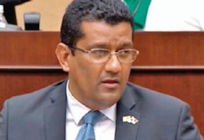 La Sala III suspende resolución de ministro Emilio Sempris