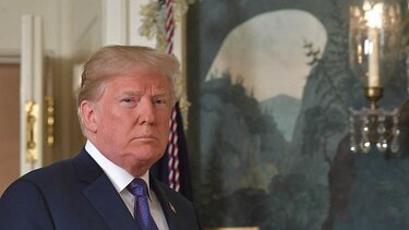 El presidente Donald Trump ordena bombardeos de precisión en Siria