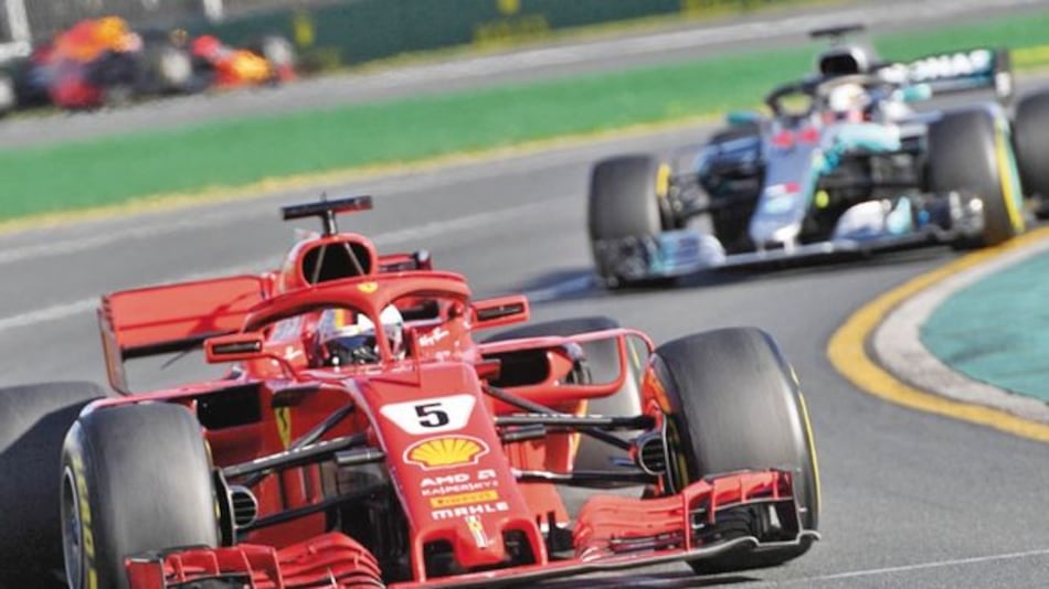 La suerte se alía con Vettel, ganador en Australia y líder