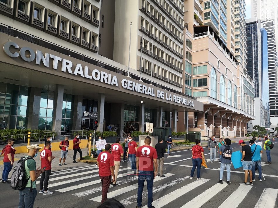 Jóvenes vuelven a las calles: rechazan eliminación del bono a menores de 25 años