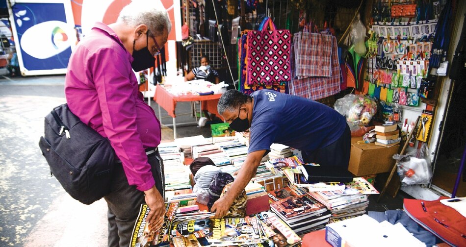 Advierten de tercera ola; país pide 3 millones de vacunas Sputnik V