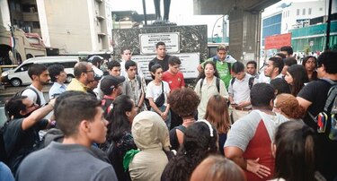 Jóvenes retoman protestas contra las reformas
