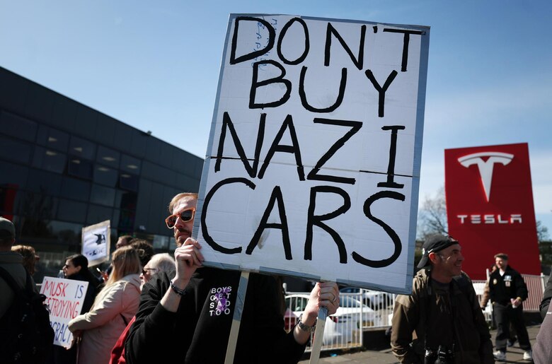 ‘Tesla Takedown’: campaña global contra Elon Musk convoca protestas en varios países