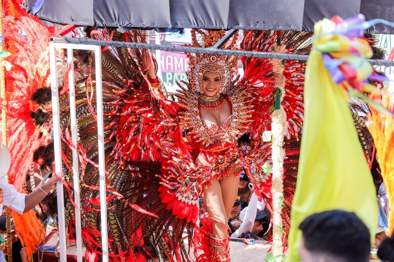 Unas 25 mil personas ingresaron este domingo de carnaval al parque de Chitré